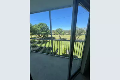 300 SW 130th Terrace #314b, Pembroke Pines, FL 33027 - Photo 2
