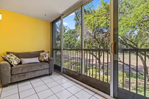 1000 SW 125th Ave, Pembroke Pines, FL 33027 - Photo 14