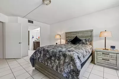1000 SW 125th Avenue #211, Pembroke Pines, FL 33027 - Photo 16