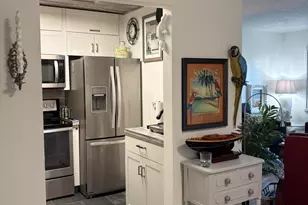 223 Southampton B, West Palm Beach, FL 33417 - Photo 6