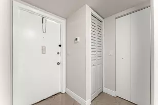 130 Lake Meryl Dr, West Palm Beach, FL 33411 - Photo 6