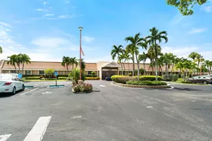 130 Lake Meryl Dr, West Palm Beach, FL 33411 - Photo 46