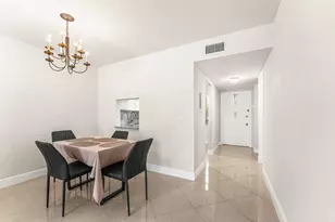 130 Lake Meryl Dr, West Palm Beach, FL 33411 - Photo 12