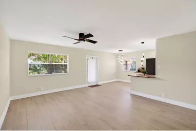 225 Seville Boulevard #J, Delray Beach, FL 33446 - Photo 10