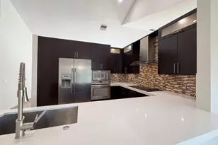 1179 NW 161st Ave, Pembroke Pines, FL 33028 - Photo 2