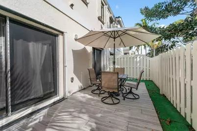 820 Bella Vista Court S #20, Jupiter, FL 33477 - Photo 14