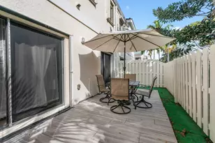 820 Bella Vista Ct S, Jupiter, FL 33477 - Photo 14