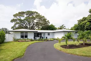 1950 NE 30th St, Lighthouse Point, FL 33064 - Photo 2