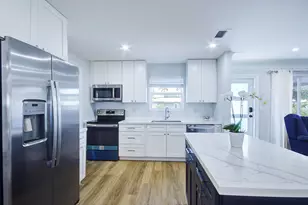 1950 NE 30th St, Lighthouse Point, FL 33064 - Photo 30