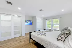 1950 NE 30th St, Lighthouse Point, FL 33064 - Photo 32