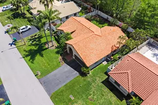 15900 Sedgewyck Cir S, Davie, FL 33331 - Photo 54