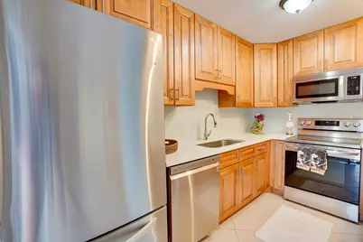 3201 SE Guenevere Lane #A, Port Saint Lucie, FL 34952 - Photo 10