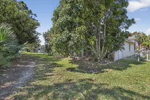 9198 Clipper Cir, West Palm Beach, FL 33411 - Photo 38