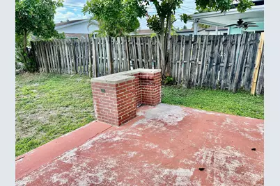 11450 NW 35th Place, Sunrise, FL 33323 - Photo 24