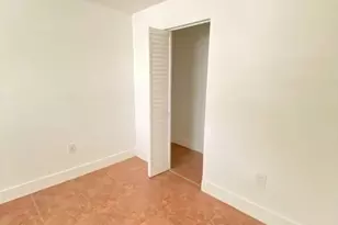 1740 NW N River Dr, Miami, FL 33125 - Photo 6