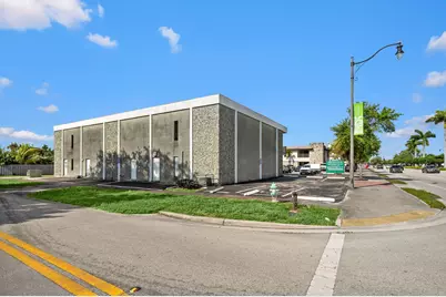 5000 Hollywood Boulevard, Hollywood, FL  - Photo 2