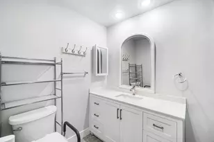 5041 Pine Dr, Boynton Beach, FL 33437 - Photo 14