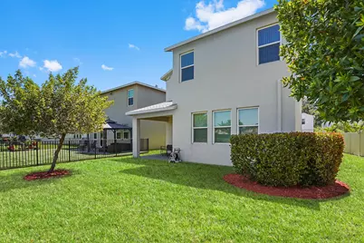1826 Lake Cove Drive, Lake Worth, FL 33460 - Photo 34