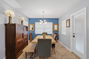 720 NE 7th St, Pompano Beach, FL 33060 - Photo 16