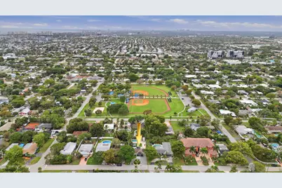 720 NE 7th Street, Pompano Beach, FL 33060 - Photo 12