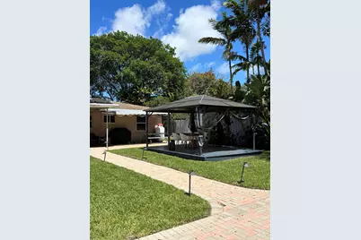 720 NE 7th Street, Pompano Beach, FL 33060 - Photo 22