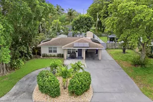 720 NE 7th St, Pompano Beach, FL 33060 - Photo 2