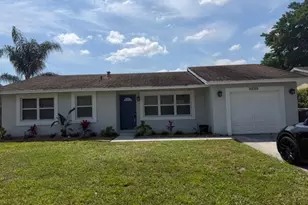 9448 Saddlebrook Dr, Boca Raton, FL 33496 - Photo 1