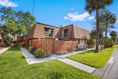 1302 Nebraska Avenue #6b, Fort Pierce, FL 34950 - Photo 1