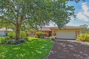 10170 NW 39th Ct, Coral Springs, FL 33065 - Photo 2