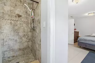 6600 Garden Ave, West Palm Beach, FL 33405 - Photo 18