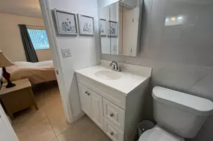 2100 NE 38th St, Lighthouse Point, FL 33064 - Photo 14