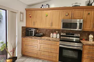 3226 S Carambola Cir S, Coconut Creek, FL 33066 - Photo 12