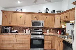 3226 S Carambola Cir S, Coconut Creek, FL 33066 - Photo 10