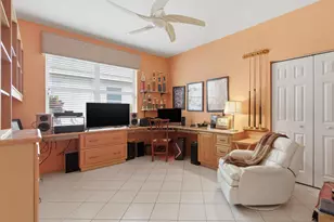 9624 Crescent View Dr N, Boynton Beach, FL 33437 - Photo 12