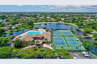 2384 NW 36th Avenue, Coconut Creek, FL 33066 - Photo 40