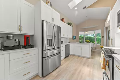 6361 Evian Place, Boynton Beach, FL 33437 - Photo 14