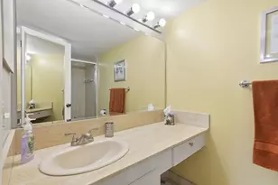 1201 S Ocean Dr, Hollywood, FL 33019 - Photo 30