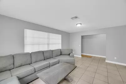 2621 SE Westmoreland Boulevard, Port Saint Lucie, FL 34952 - Photo 6