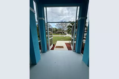 5713 Myrtle Drive, Fort Pierce, FL 34982 - Photo 10