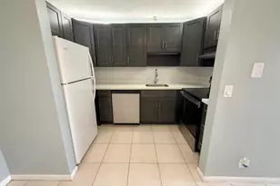 3253 NW 104th Ave, Coral Springs, FL 33065 - Photo 4