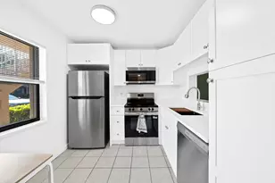 5570 Lakeside Dr, Margate, FL 33063 - Photo 2