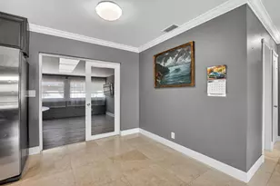 257 SW 5th St, Boca Raton, FL 33432 - Photo 12