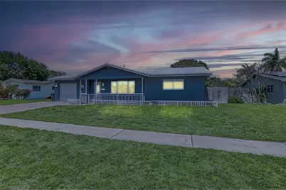 257 SW 5th Street, Boca Raton, FL 33432 - Photo 1