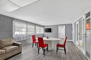 257 SW 5th St, Boca Raton, FL 33432 - Photo 22