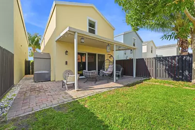 3221 Johns Place, Palm Springs, FL 33461 - Photo 28