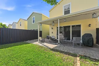 3221 Johns Place, Palm Springs, FL 33461 - Photo 28