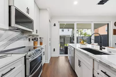 3221 Johns Place, Palm Springs, FL 33461 - Photo 8