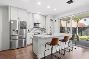 3221 John's Pl, Palm Springs, FL 33461 - Photo 1