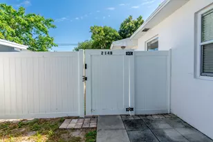 214 NE 11th St, Delray Beach, FL 33444 - Photo 4