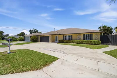 1207 Sea Pines Lane, Lantana, FL 33462 - Photo 30